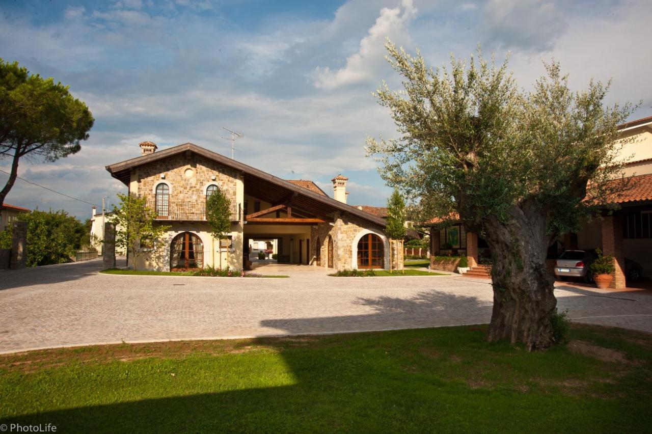 Wine Resort Luisa Mariano del Friuli エクステリア 写真