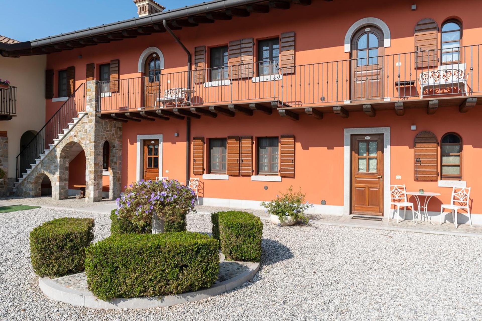 Wine Resort Luisa Mariano del Friuli エクステリア 写真